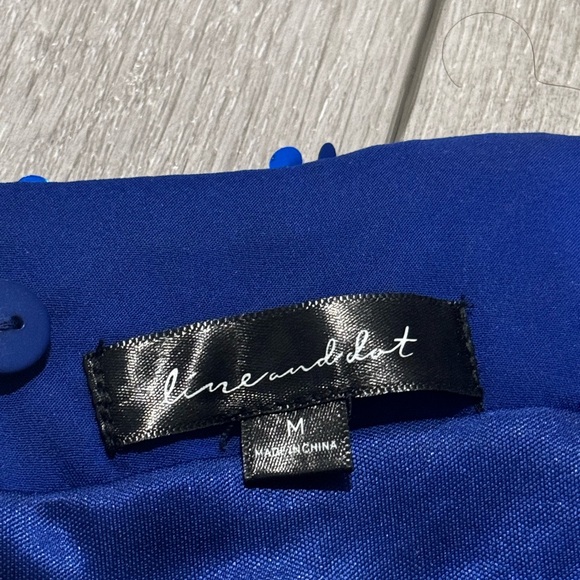 NWOT line and dot top - Picture 3 of 13